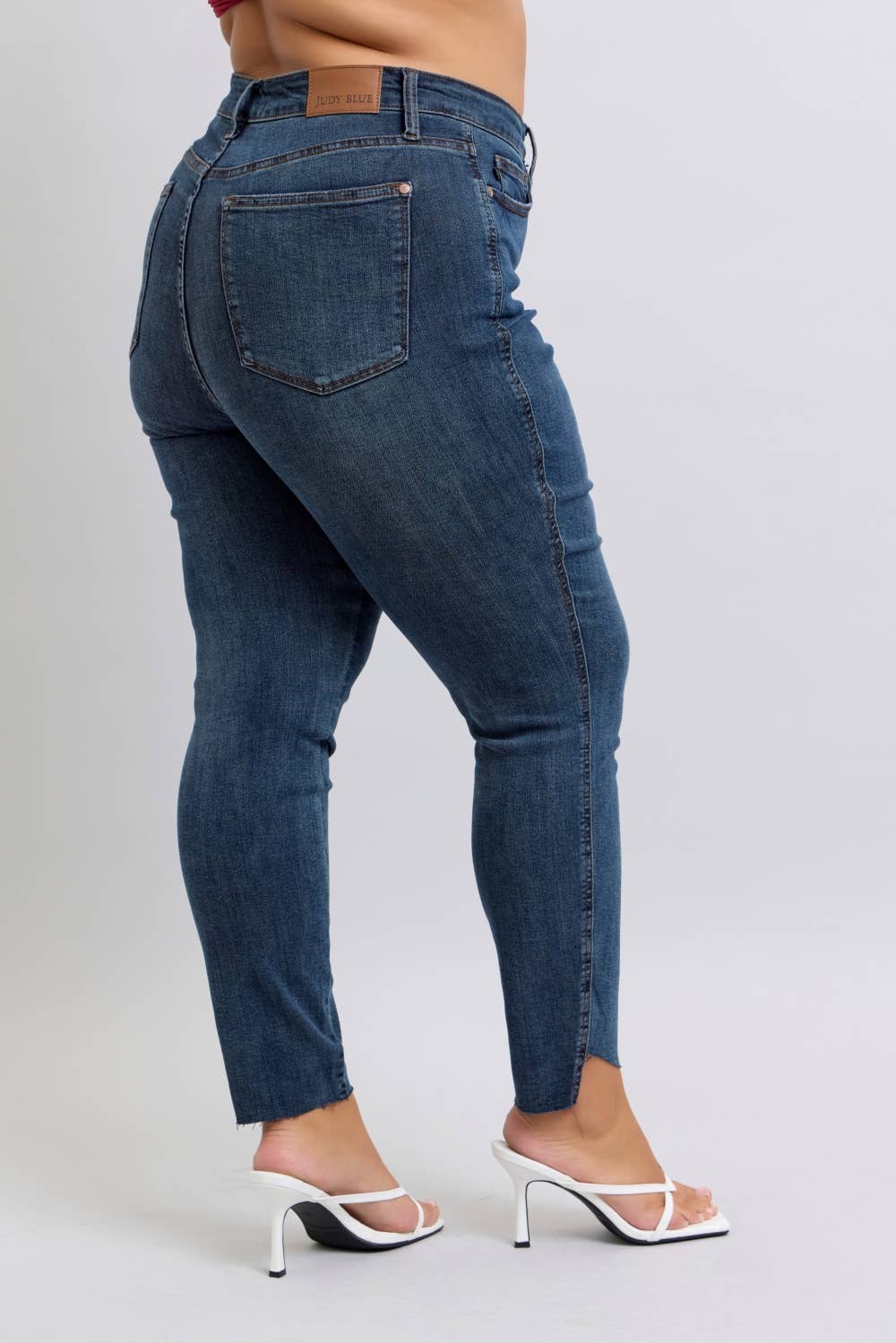 Judy Blue Plus Size High Waisted Tummy Control Step Hem Skinny Jeans
